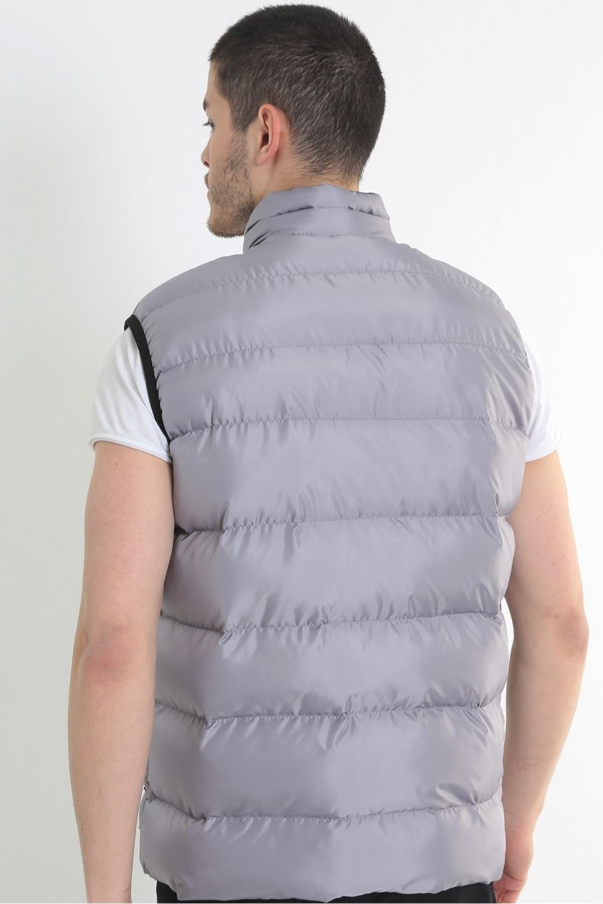 Erkek Dik Yaka Gri Şişme Yelek 