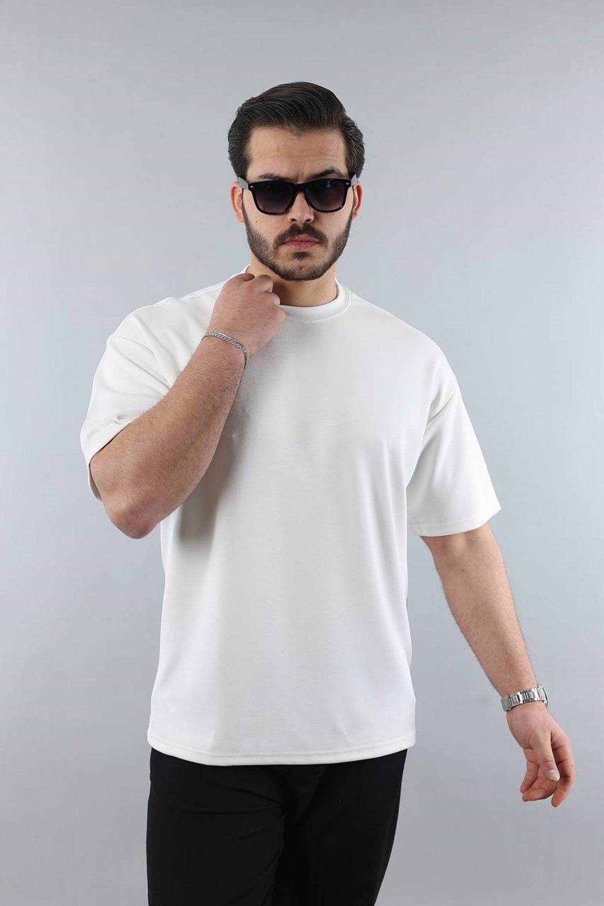 Erkek Beyaz (Ekru) Regular Fit Yumuşak Doku Basic Modal Penye Tişört