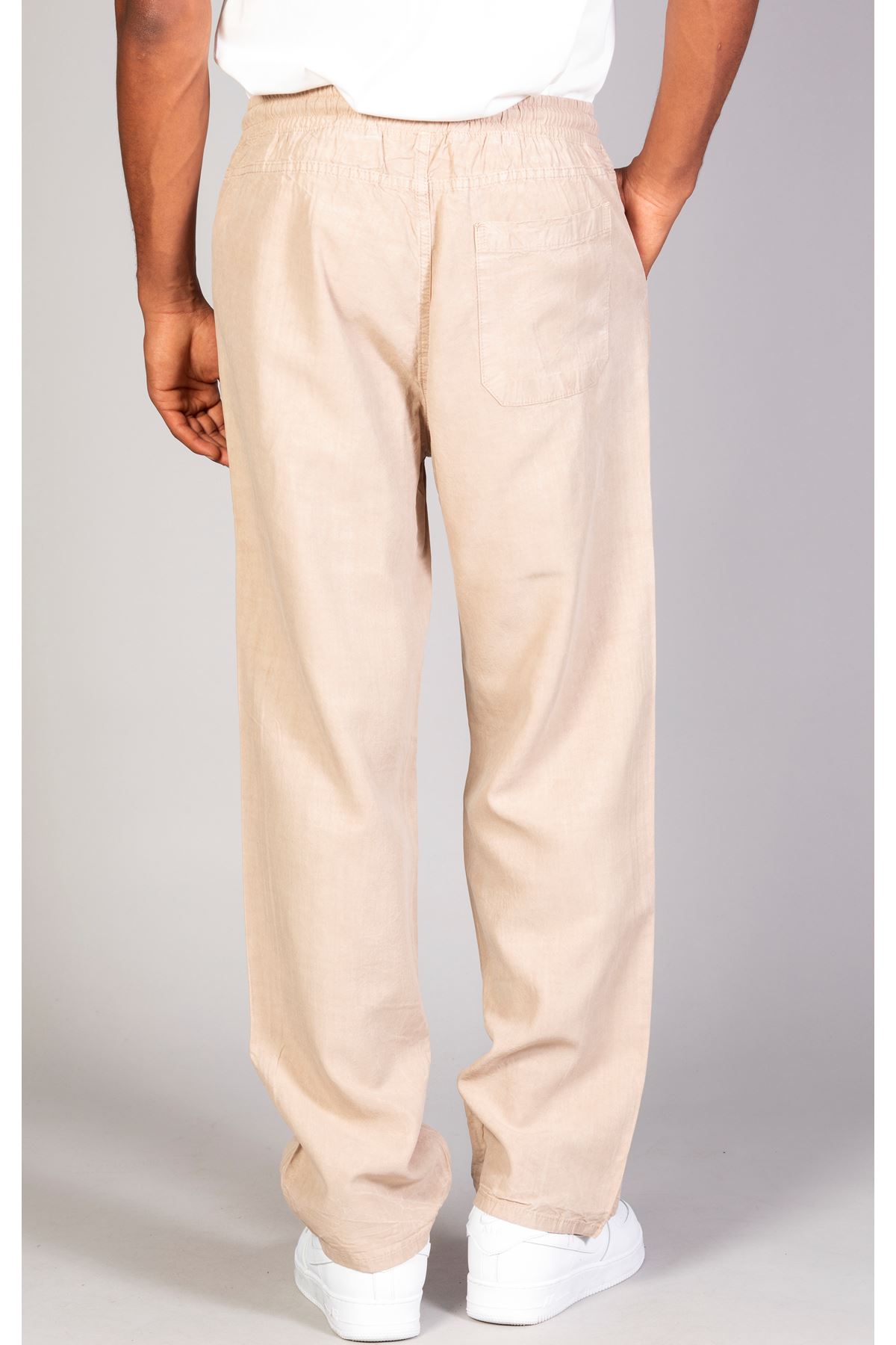 Мужские удобные брюки-карго светло-коричневого цвета