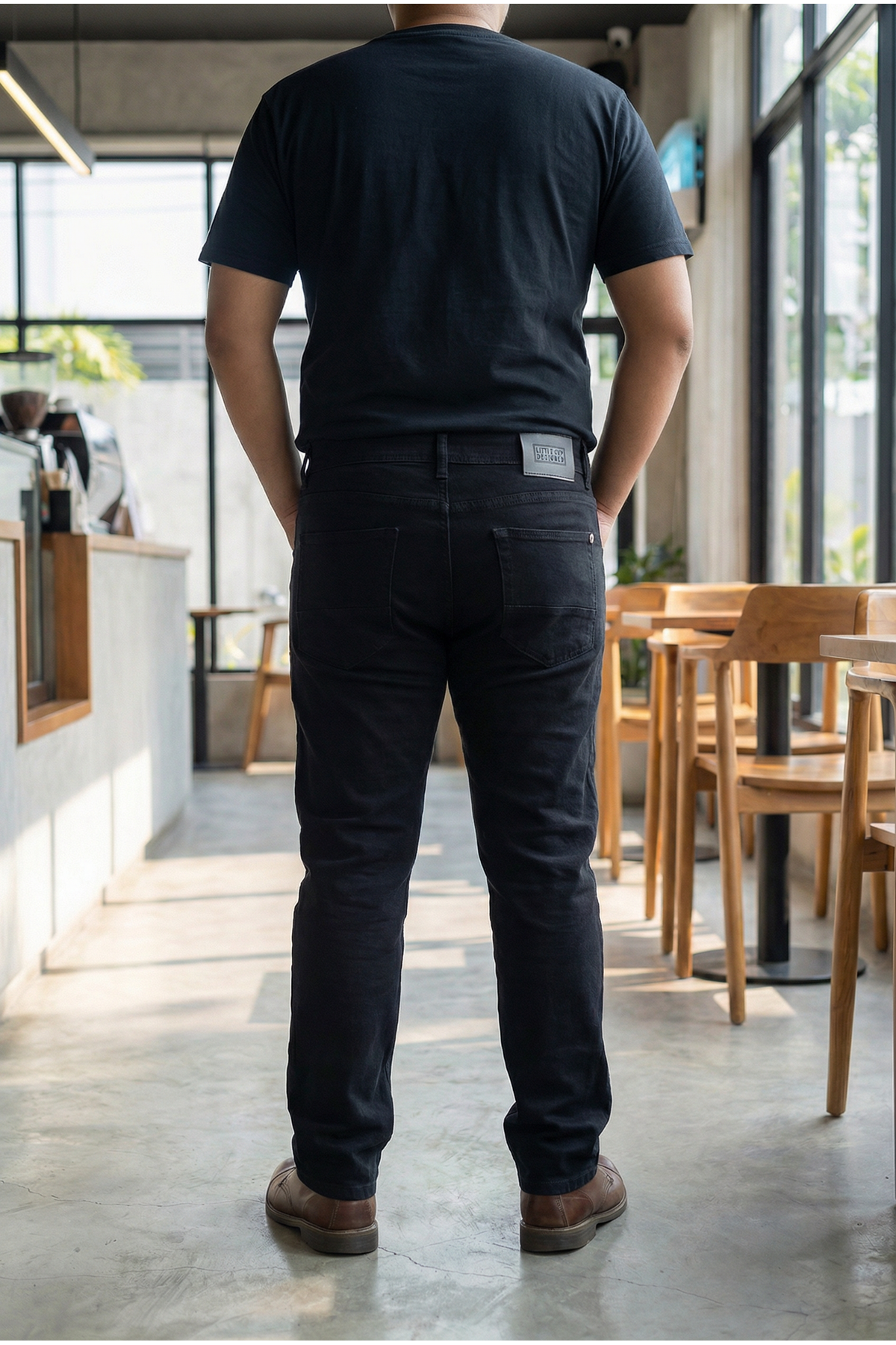 Мужские удобные брюки-карго светло-коричневого цвета