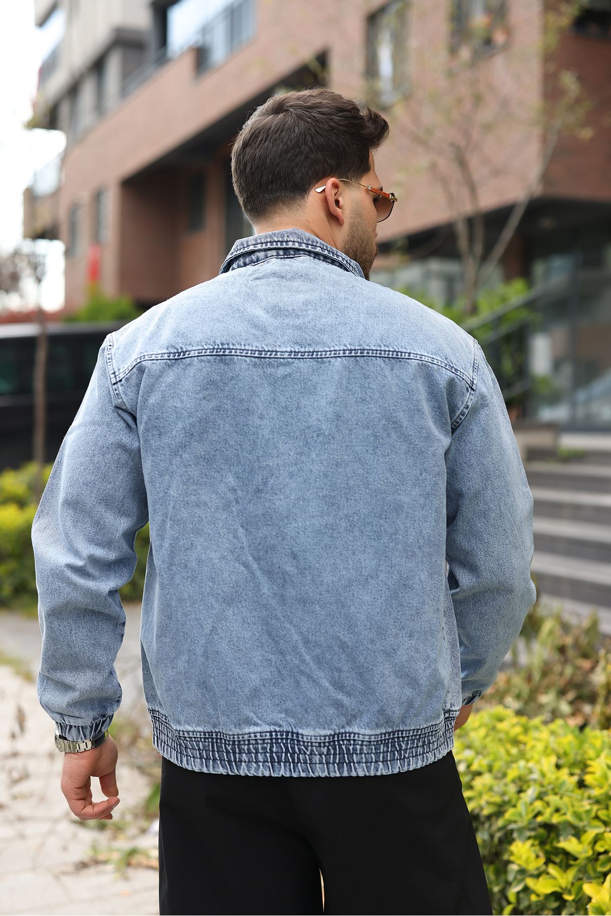 Мужская джинсовая куртка-бомбер оверсайз цвета хаки, стираная модель на молнии