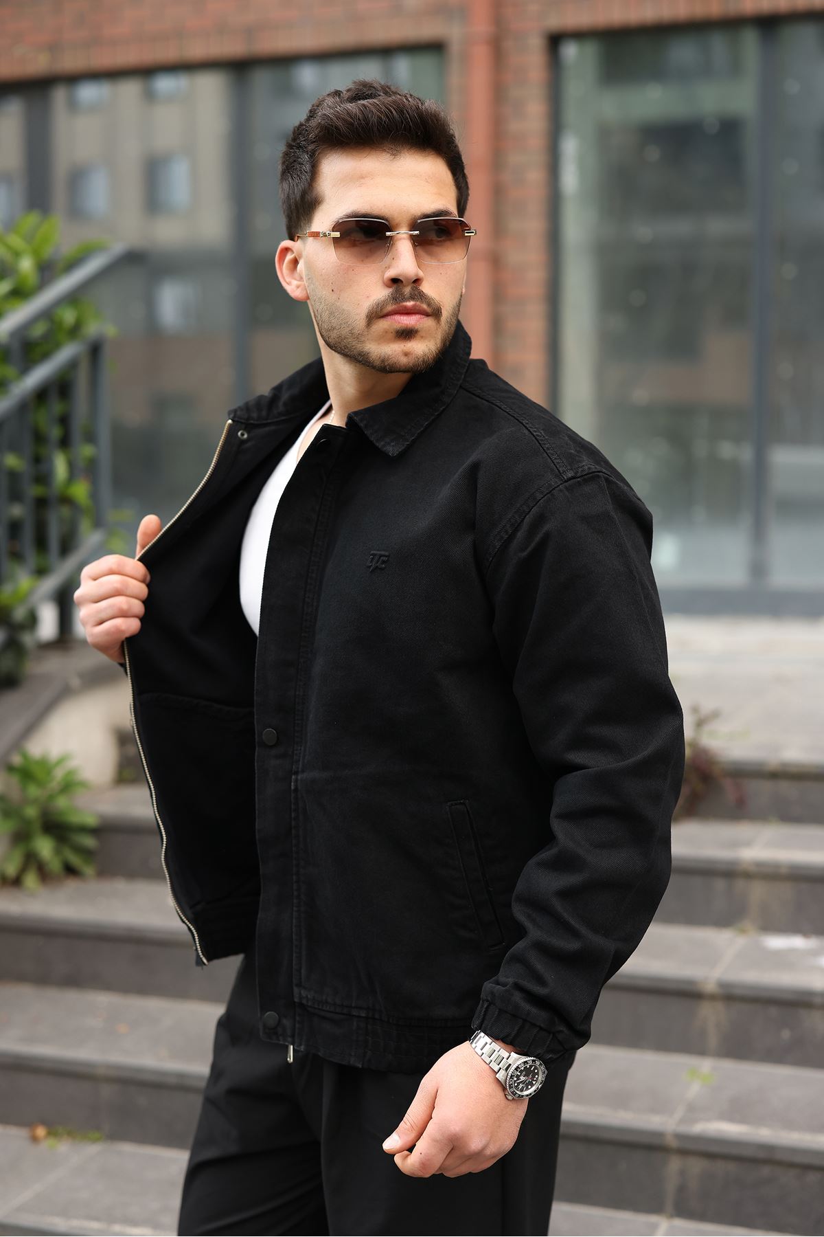 Мужская джинсовая куртка-бомбер оверсайз цвета хаки, стираная модель на молнии