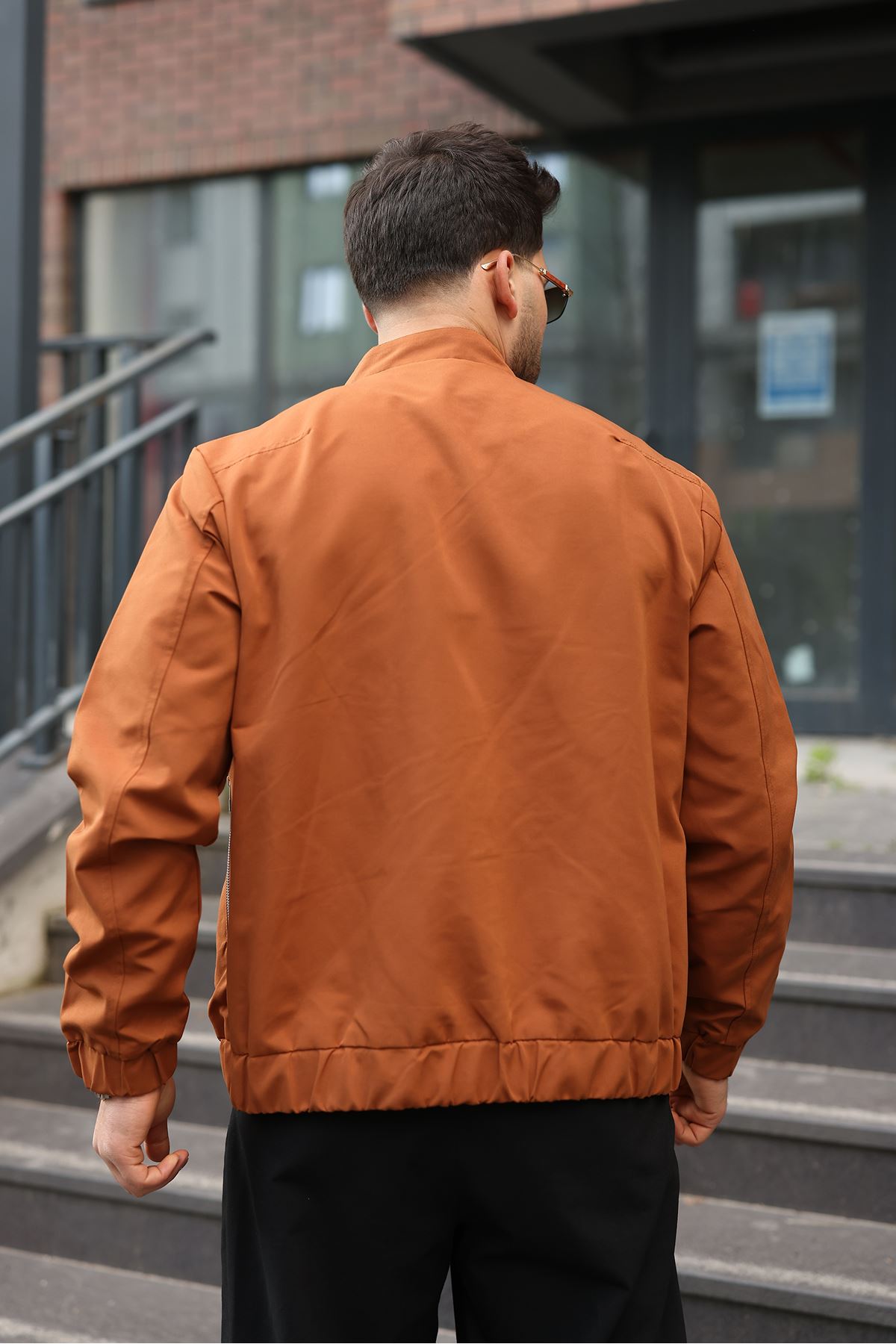 Erkek Regular Fit  Teknik Kumaş Mevsimlik Taba Pilot Mont  