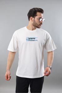 Erkek Beyaz Oversize Fit Nakışlı Tişört 